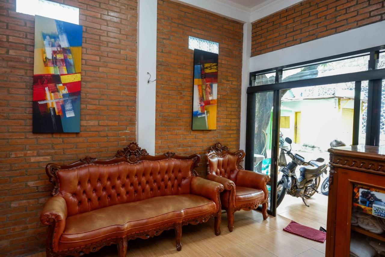 Koolkost Syariah Near Malioboro Area Vandrehjem Yogyakarta Eksteriør billede